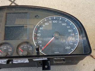 bontott VW TOURAN Kilométeróra