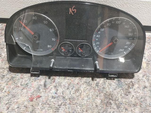 bontott VW TOURAN Kilométeróra