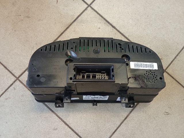 bontott VW TOURAN Kilométeróra