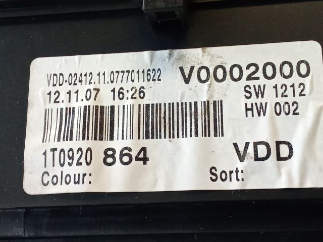 bontott VW TOURAN Kilométeróra