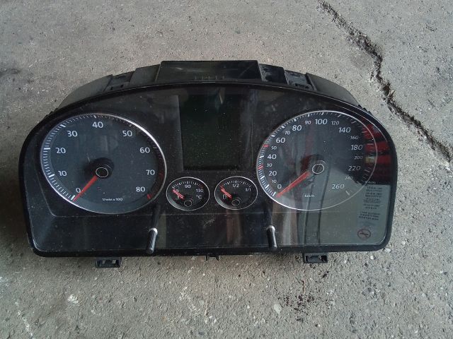 bontott VW TOURAN Kilométeróra