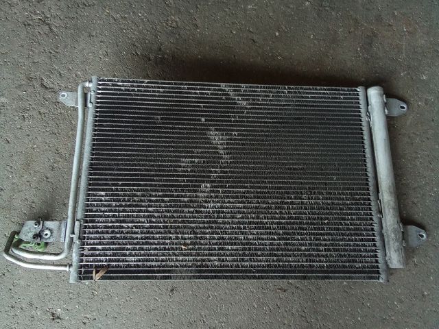 bontott VW TOURAN Klímahűtő Radiátor