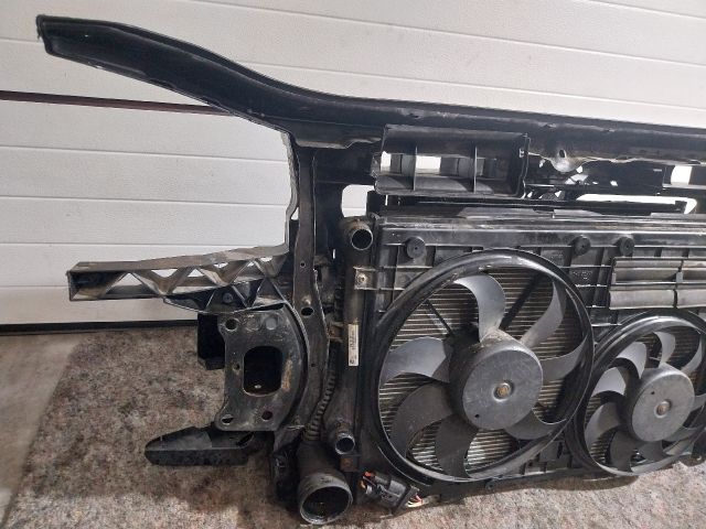 bontott VW TOURAN Komplett Homlokfal (Részeivel)