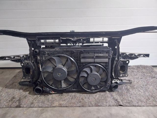 bontott VW TOURAN Komplett Homlokfal (Részeivel)