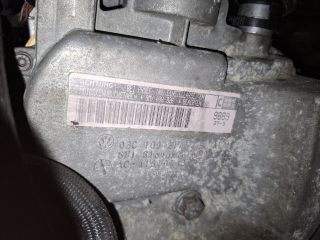 bontott VW TOURAN Komplett Motor (Segédberendezésekkel)