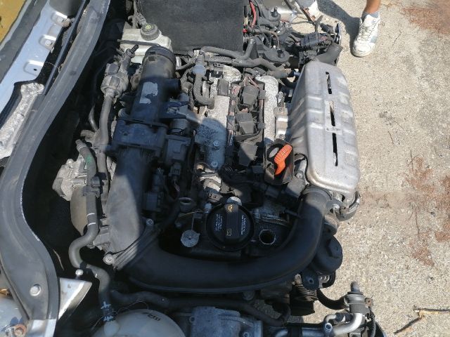 bontott VW TOURAN Komplett Motor (Segédberendezésekkel)