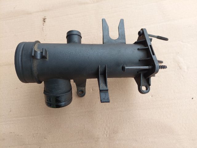 bontott VW TOURAN Légbeömlő Cső