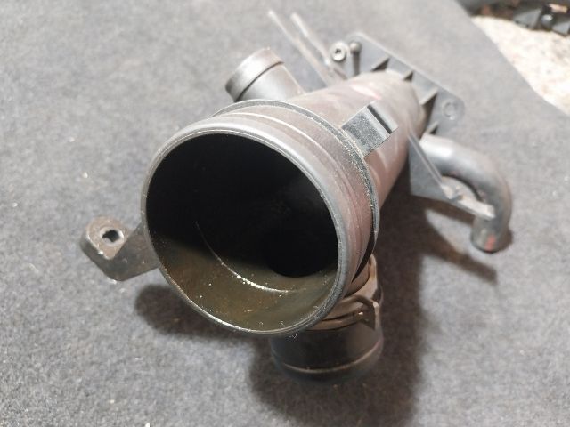 bontott VW TOURAN Légbeömlő Cső