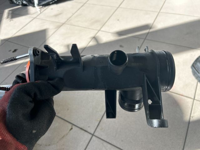 bontott VW TOURAN Légbeömlő Cső