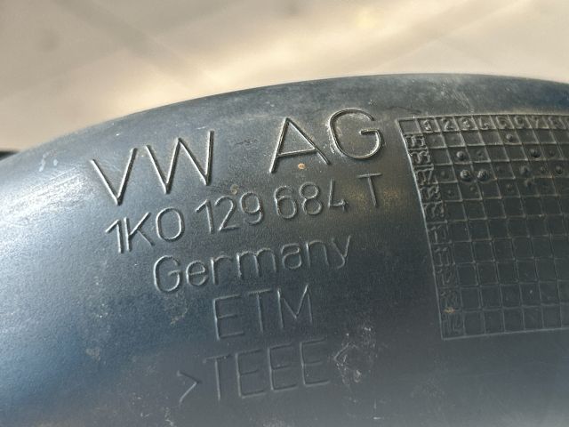 bontott VW TOURAN Légbeömlő Cső