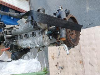 bontott VW TOURAN Motor (Fűzött blokk hengerfejjel)