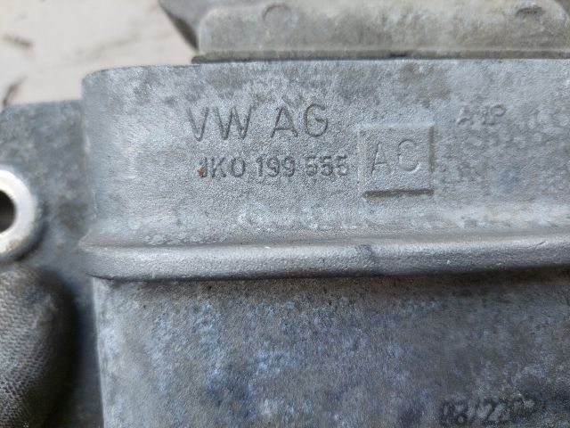 bontott VW TOURAN Motor Tartó Bak Bal