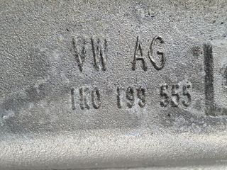 bontott VW TOURAN Motor Tartó Bak (Fém)