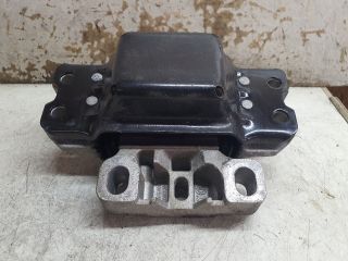 bontott VW TOURAN Motor Tartó Bak (Fém)