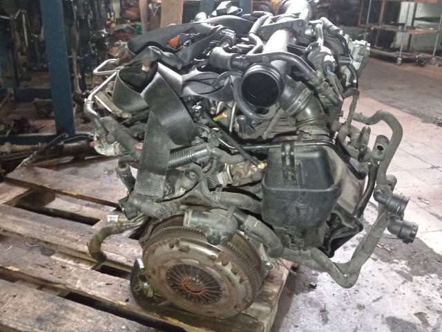 bontott VW TOURAN Motorblokk (Fűzött)