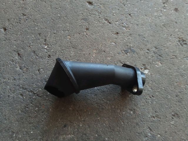 bontott VW TOURAN Olajszivattyú Szűrőkosár