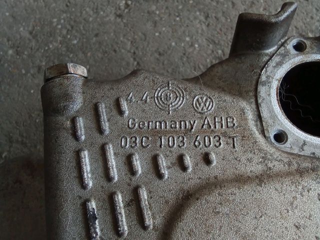 bontott VW TOURAN Olajteknő