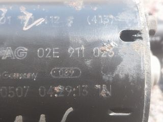 bontott VW TOURAN Önindító