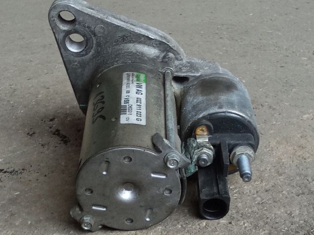 bontott VW TOURAN Önindító