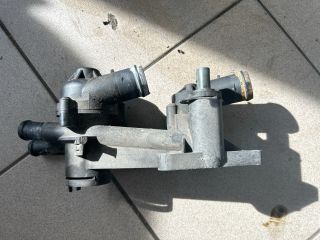 bontott VW TOURAN Termosztátház