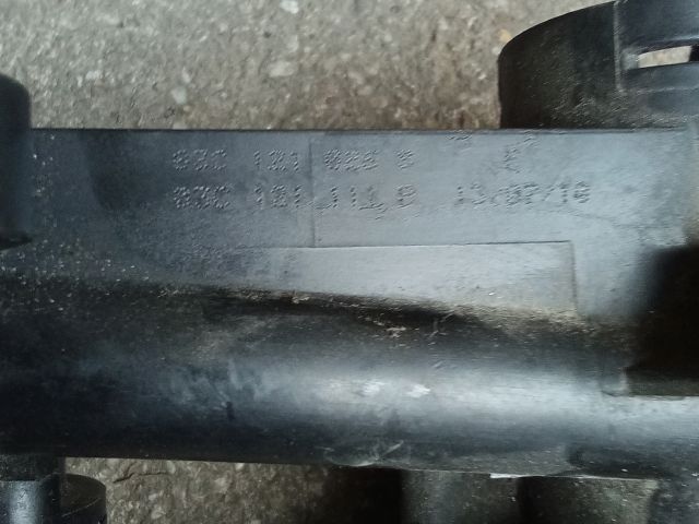 bontott VW TOURAN Termosztátház