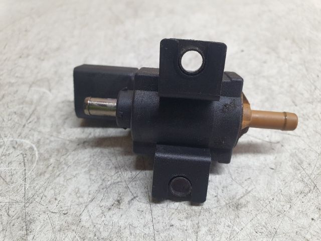 bontott VW TOURAN Turbó Vákum Szelep