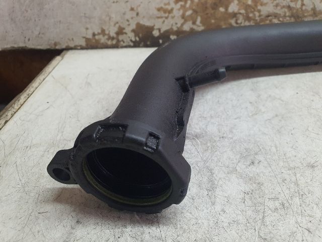 bontott VW TOURAN Turbócső