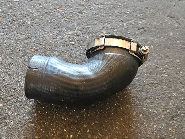 bontott VW TOURAN Turbócső