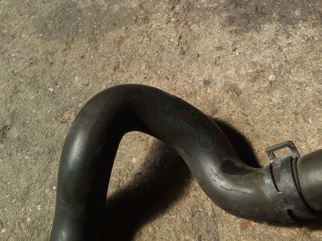 bontott VW TOURAN Vízcső