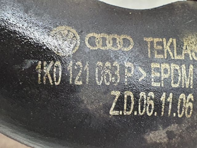 bontott VW TOURAN Vízpumpa