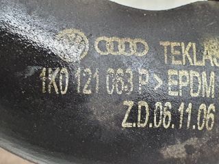 bontott VW TOURAN Vízpumpa