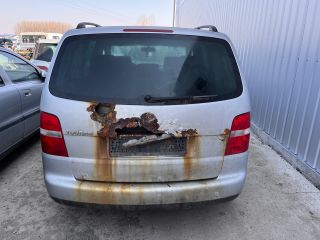 bontott VW TOURAN Bal hátsó Rugó