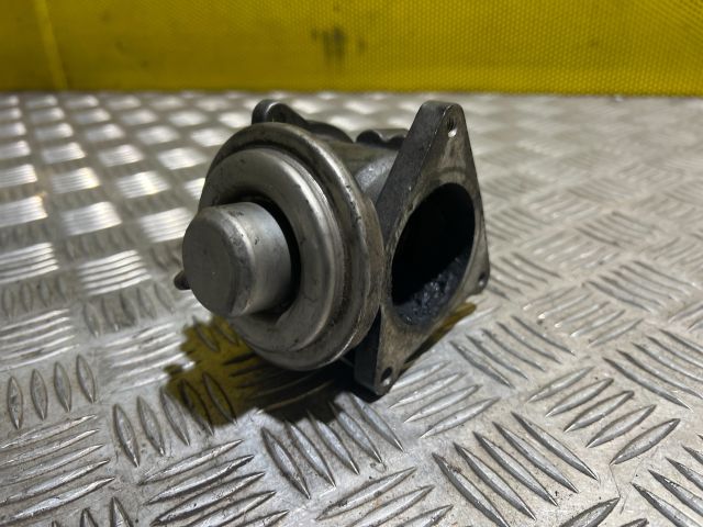 bontott VW TOURAN Fojtószelep (Elektromos)