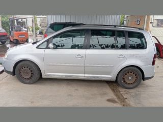 bontott VW TOURAN Bal első Gólyaláb (Lengécsillapító, Rugó)