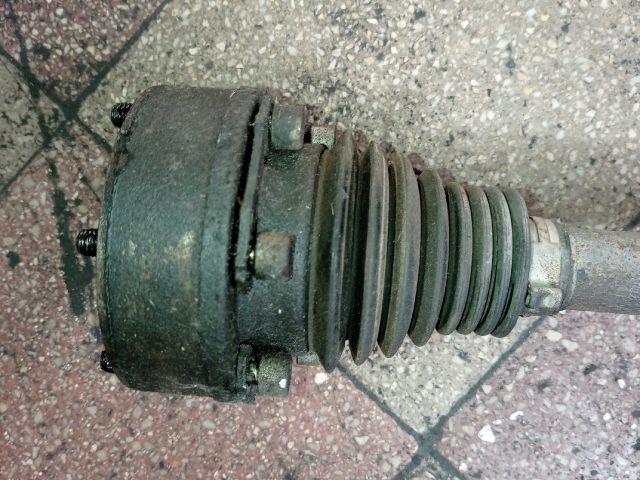 bontott VW TOURAN Bal Féltengely