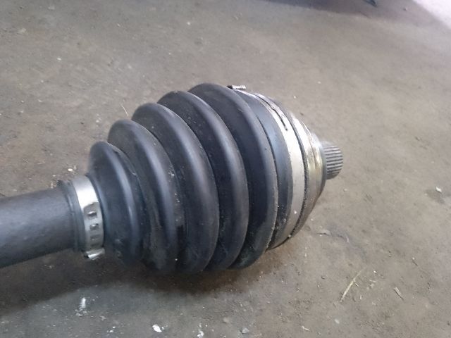 bontott VW TOURAN Bal Féltengely