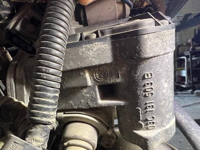 bontott VW TOURAN EGR / AGR Szelep