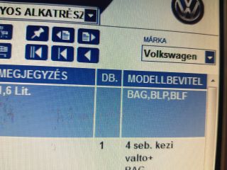bontott VW TOURAN Első Vezérlés Burkolat
