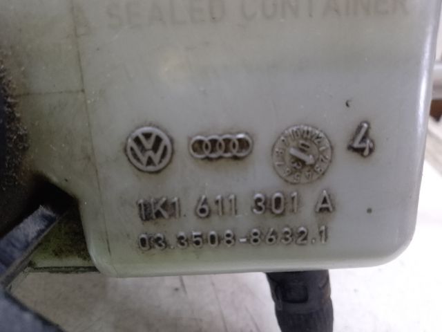 bontott VW TOURAN Főfékhenger