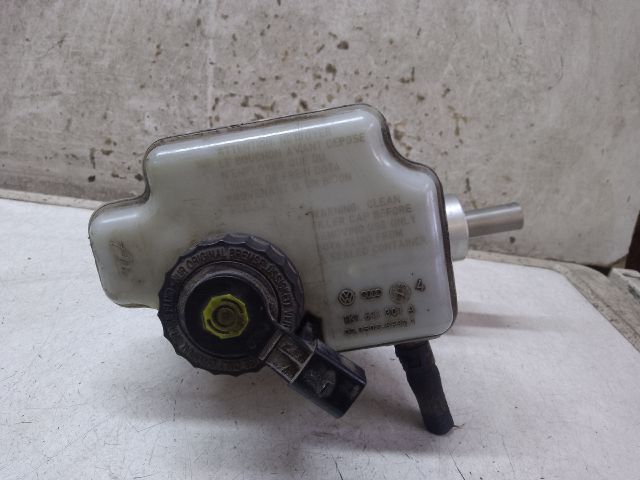 bontott VW TOURAN Főfékhenger