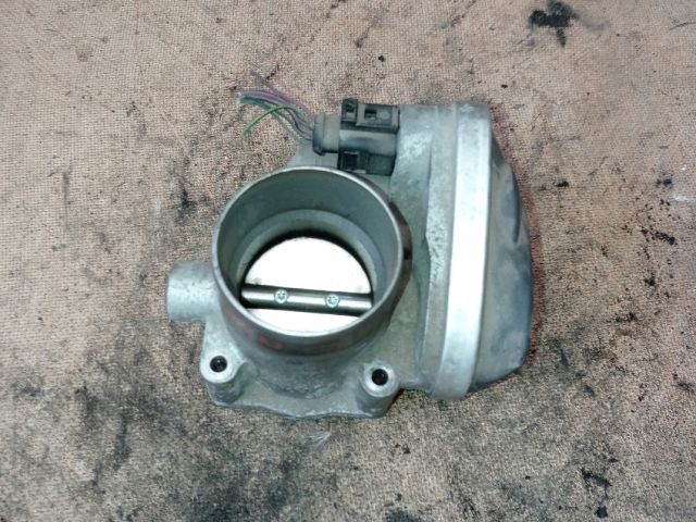 bontott VW TOURAN Fojtószelep (Elektromos)