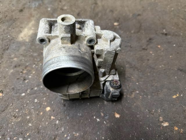 bontott VW TOURAN Fojtószelep (Elektromos)