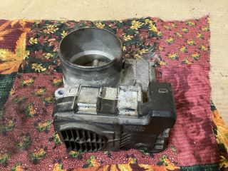 bontott VW TOURAN Fojtószelep (Elektromos)