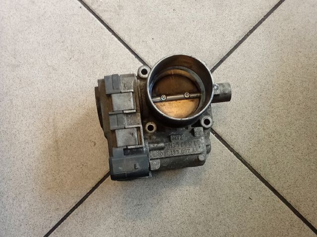 bontott VW TOURAN Fojtószelep (Elektromos)