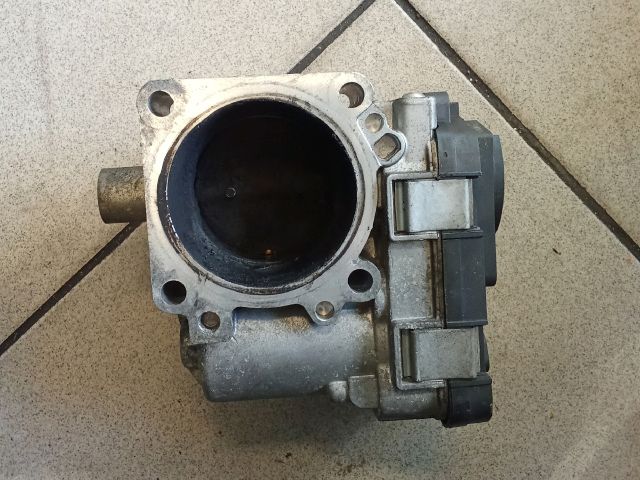 bontott VW TOURAN Fojtószelep (Elektromos)