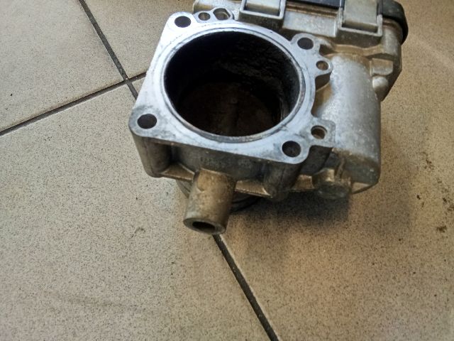 bontott VW TOURAN Fojtószelep (Elektromos)