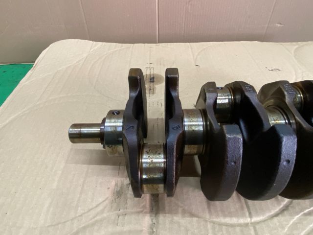 bontott VW TOURAN Főtengely (Magában)