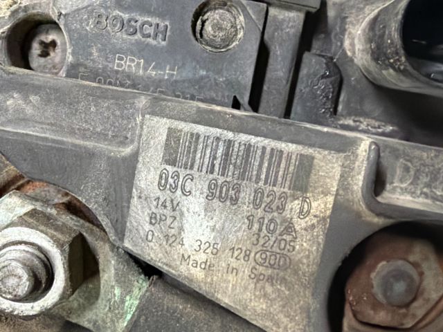 bontott VW TOURAN Generátor