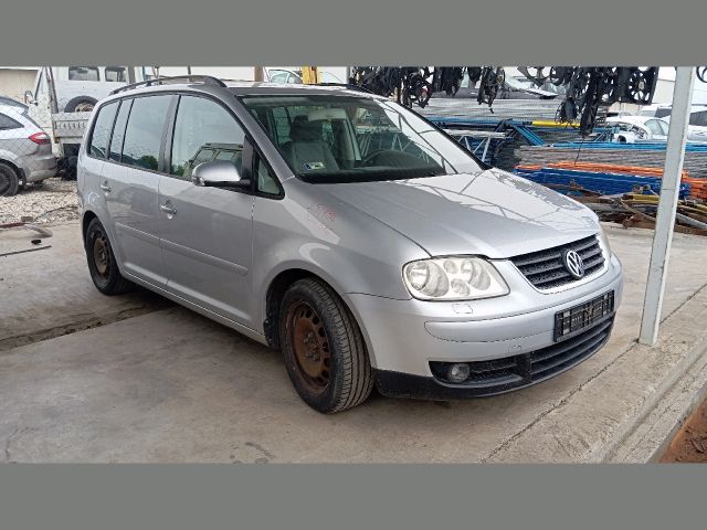 bontott VW TOURAN Jobb első Kerékagy