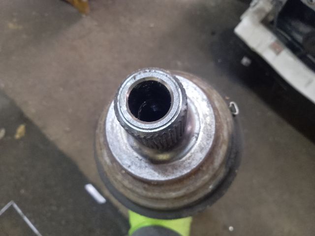 bontott VW TOURAN Jobb Féltengely